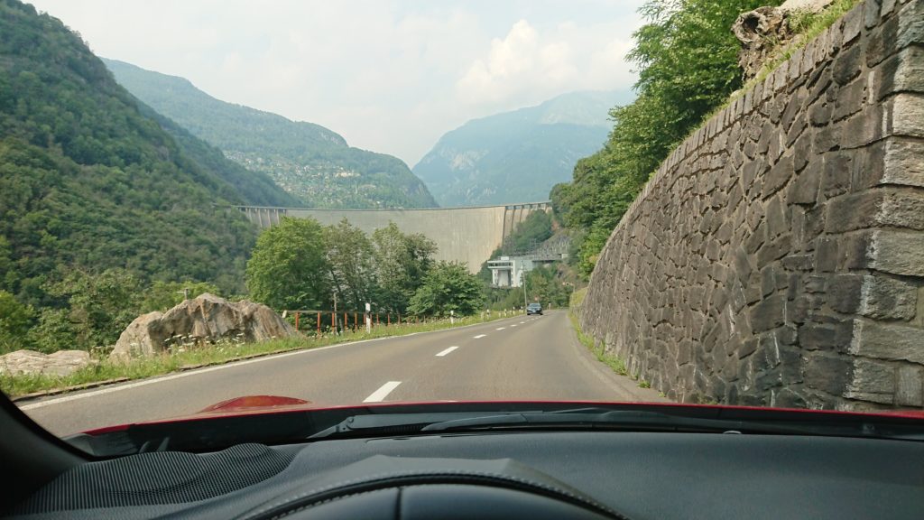  Verzasca Dam, Szwajcaria