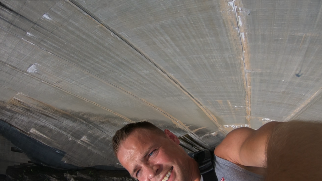 Bungee w Szwajcarii, Verzasca Dam, James Bond jump, Goldeneye