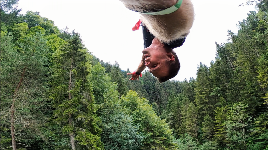 Skok na bungee do tyłu