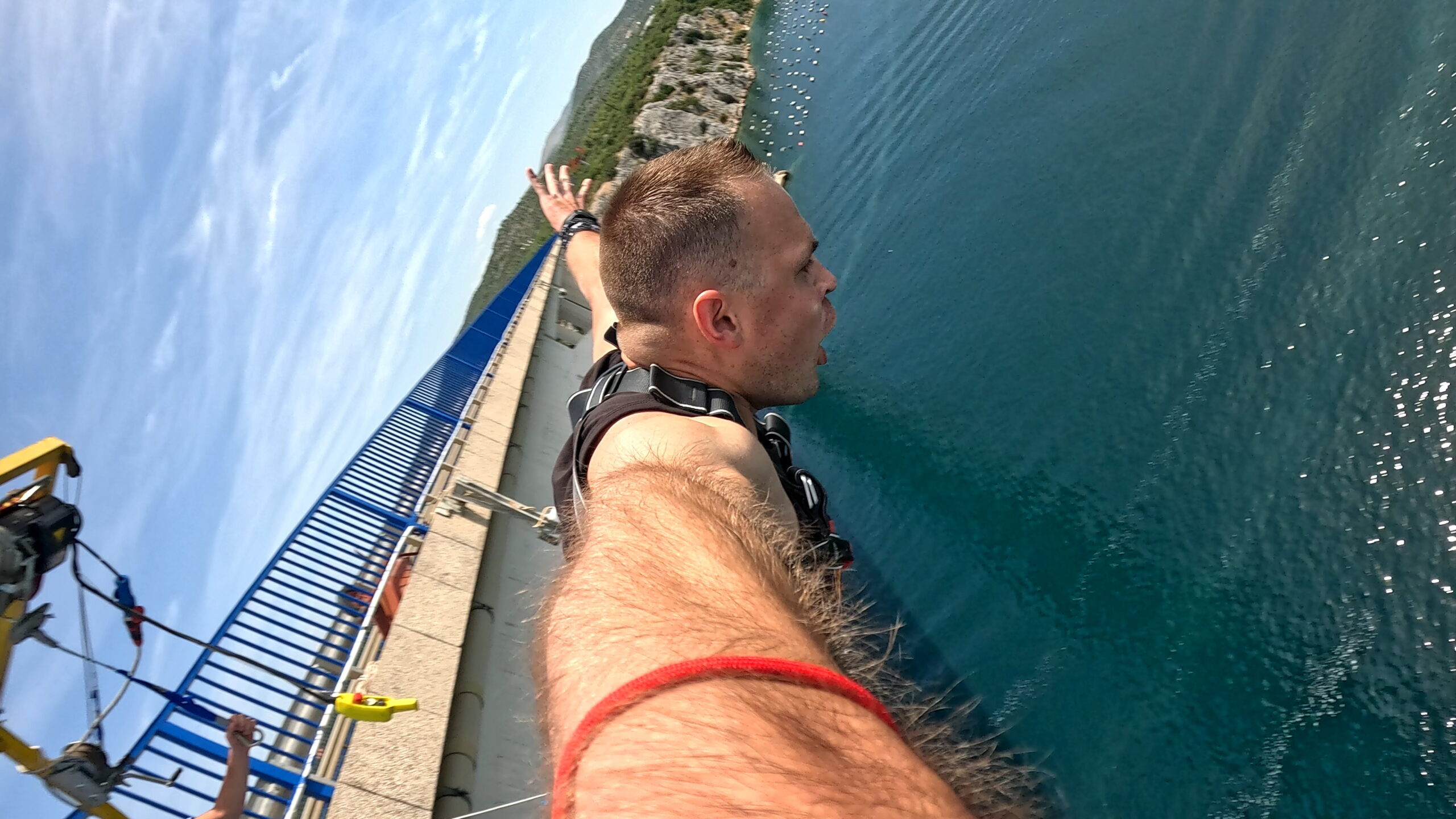 Mini Bungee 40 metrów w Szybenik, Chorwacja. Michał Fic