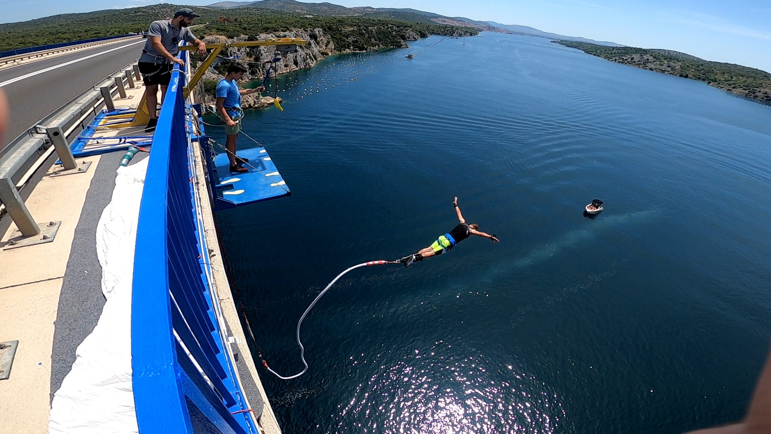 Mini Bungee 40 metrów w Szybenik, Chorwacja. Michał Fic