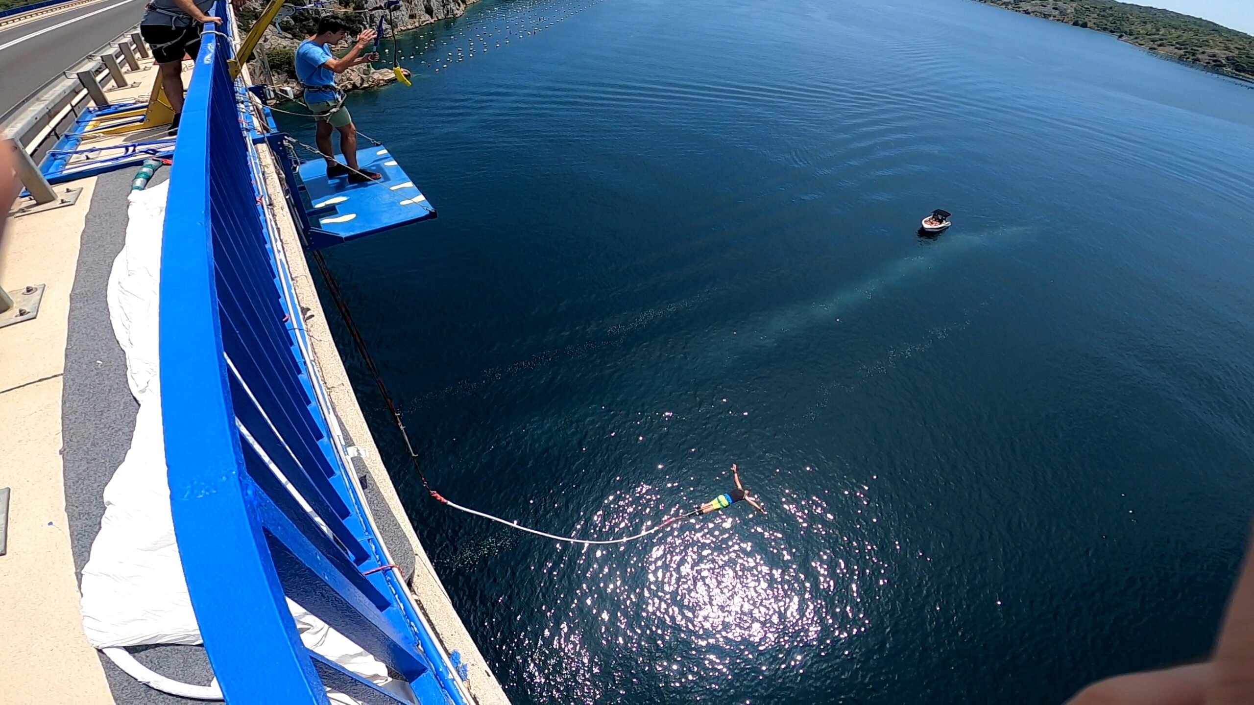 Mini Bungee 40 metrów w Szybenik, Chorwacja. Michał Fic